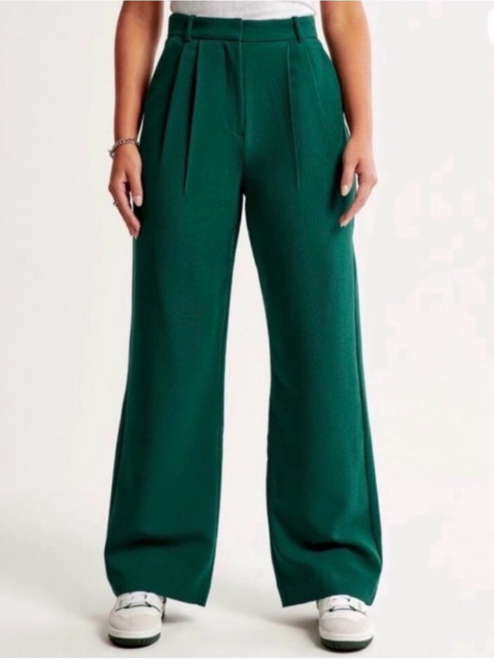 Abercrombie & Fitch Green Pleated Trousers